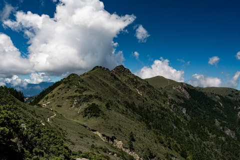 向陽山北峰 cover photo