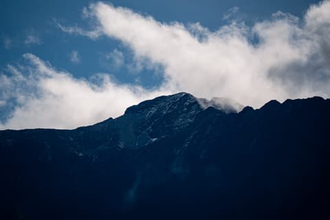 玉山南峰 cover photo