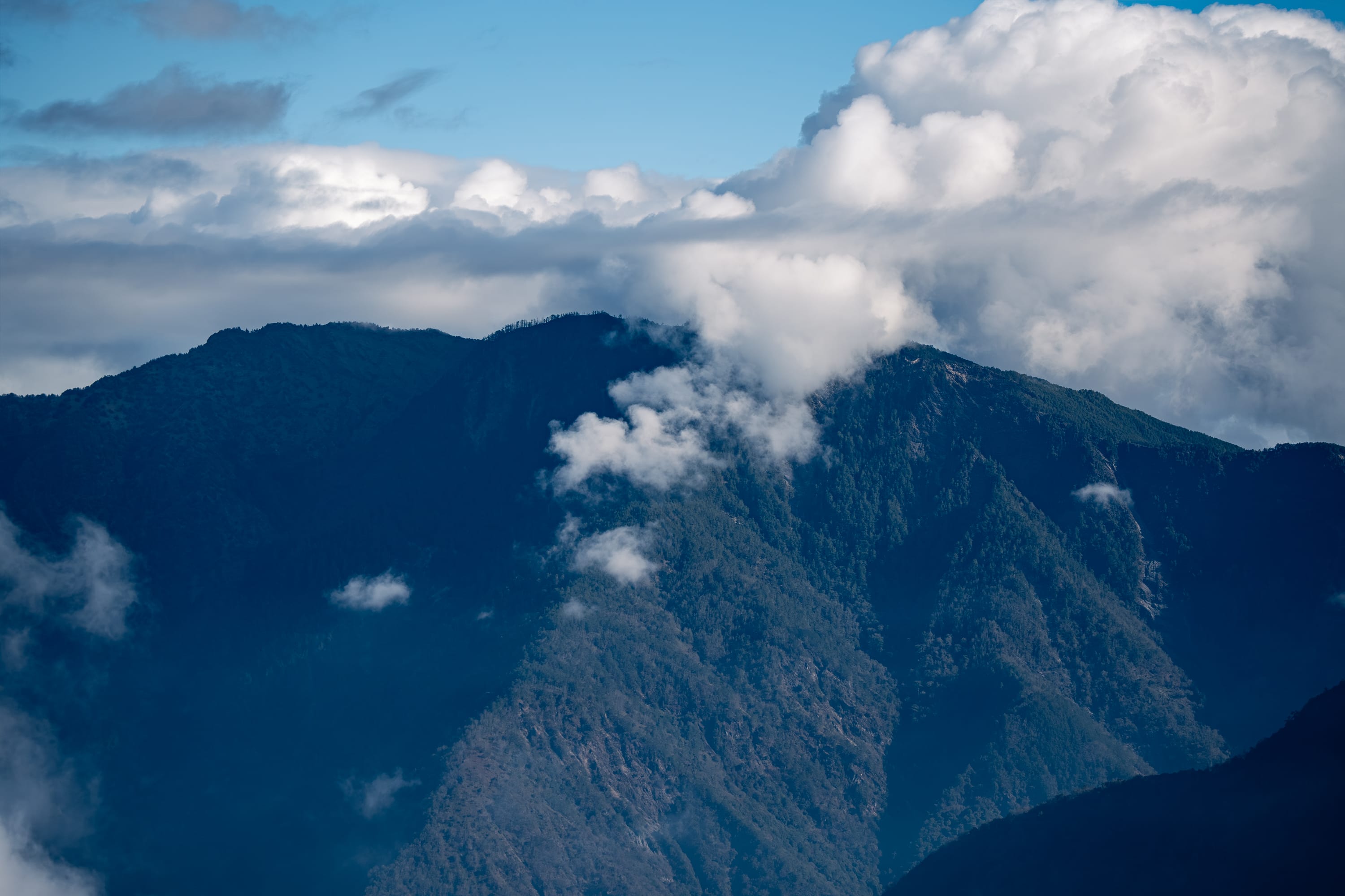 塔塔加三山
